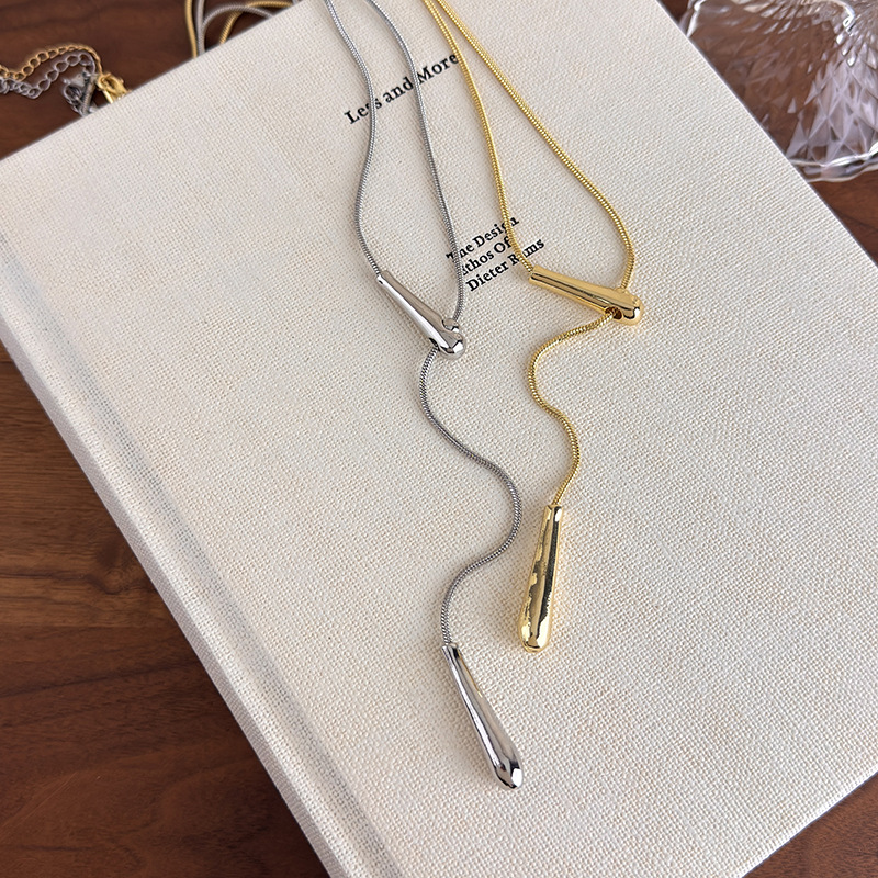 Мінімалістичний Намисто Зміїний Ланцюг з Підвіскою Краплею