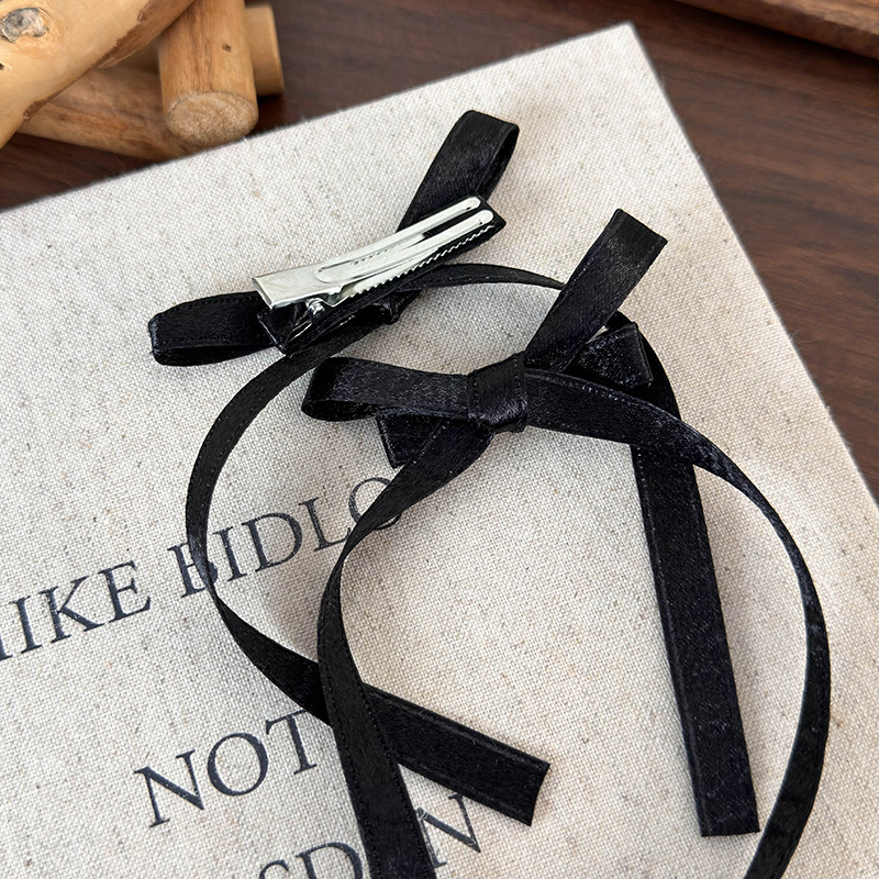 Grampo Bico de Pato com Laço de Ballet