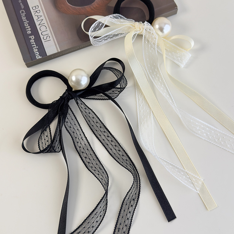 Gumka z Kokardką i Perłami