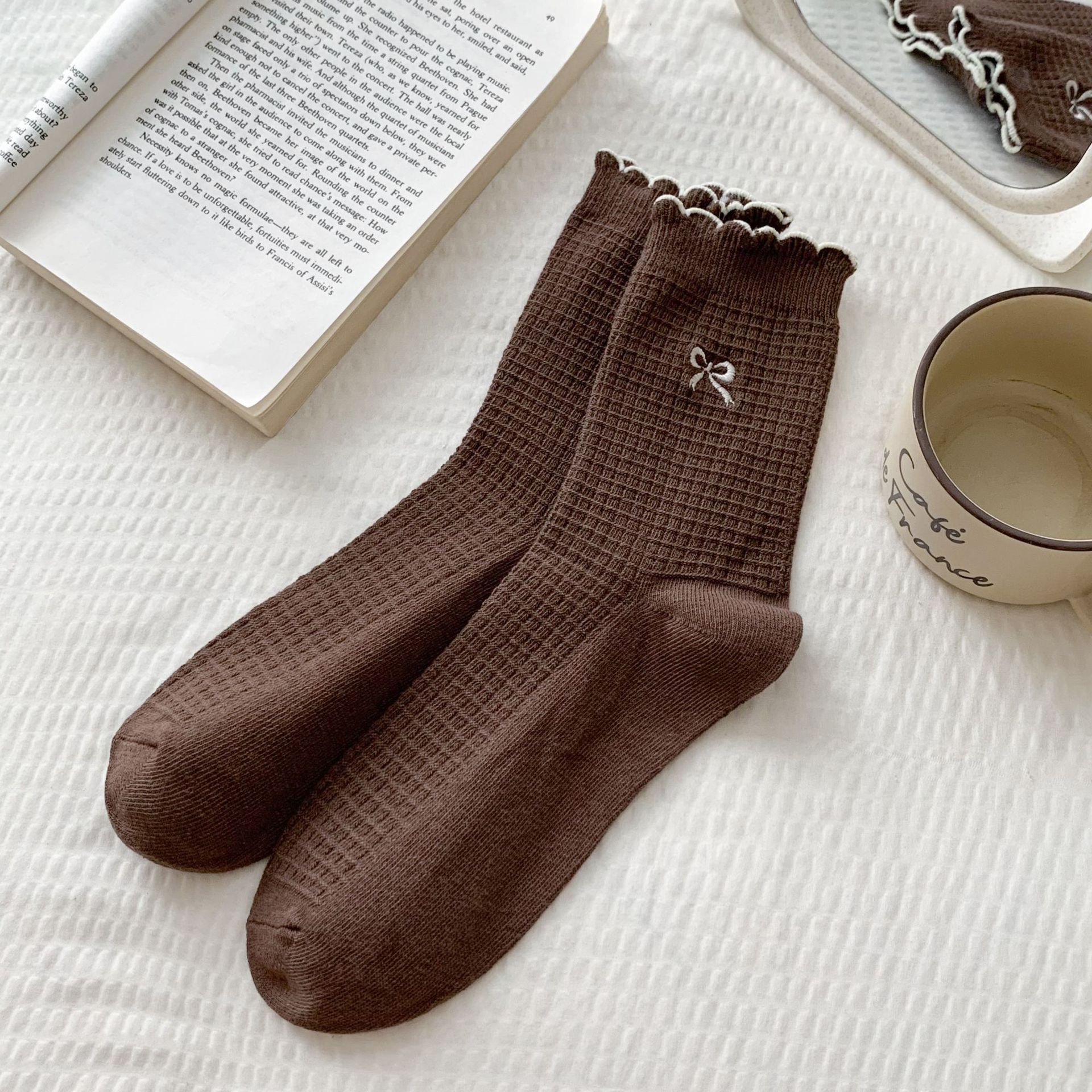 Meias Altas até o Joelho com Bordado de Laço