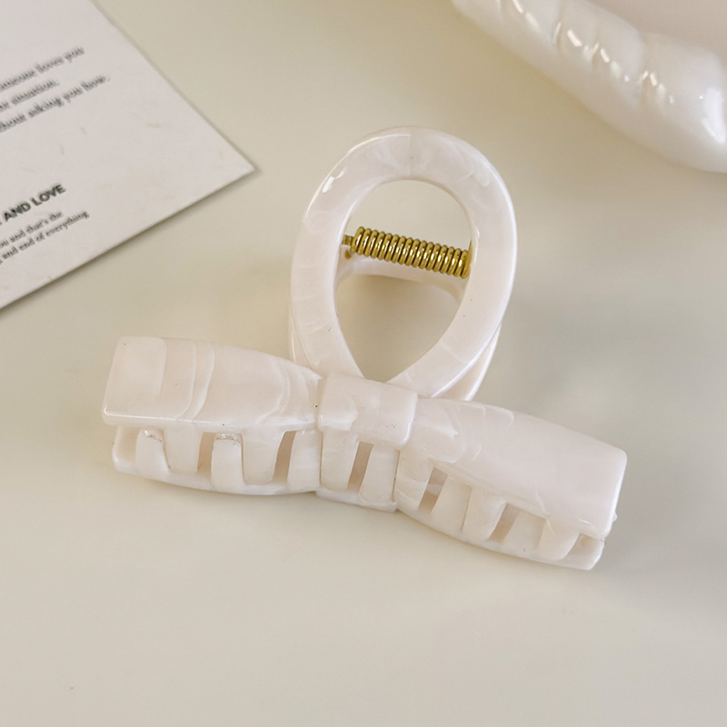 Horquillas con Lazo Geométrico