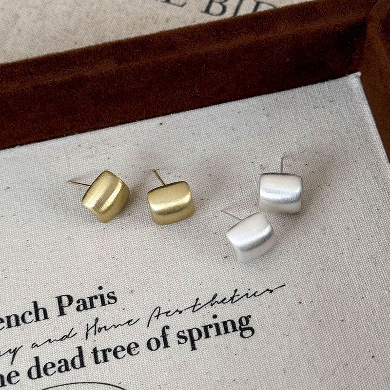 브러시드 메탈 매트 기하학 귀걸이