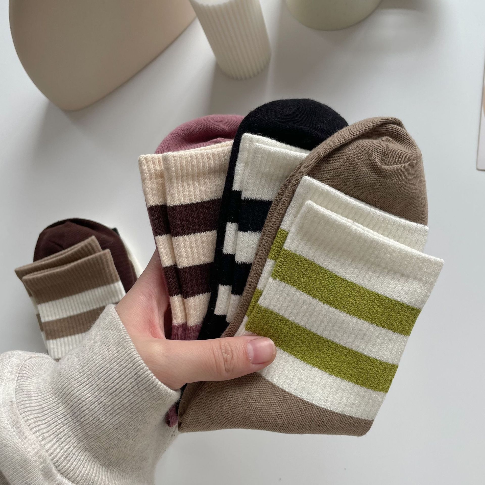 Meias Mid-Calf com Bloco de Cor para Mulheres