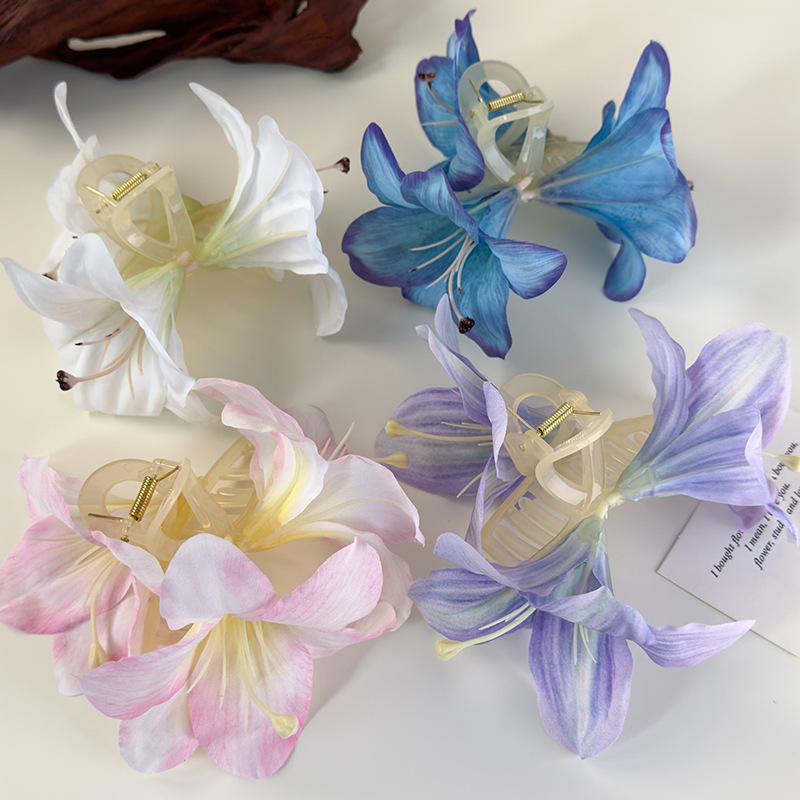 Lily Flower Hair Clip