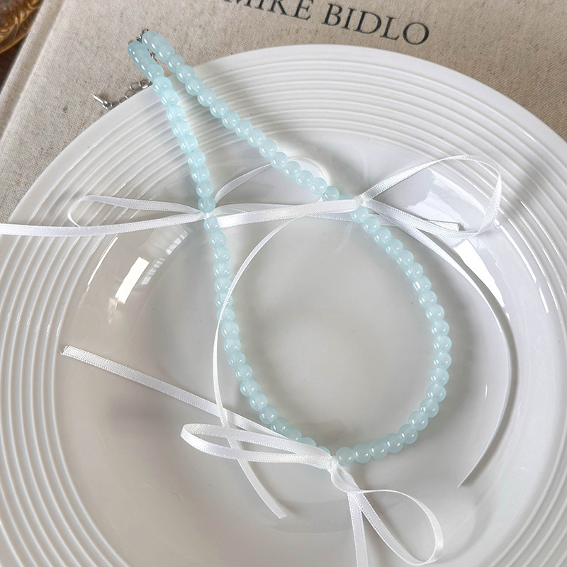 Pastelový Skleněný Korálkový Náhrdelník s Mašlí