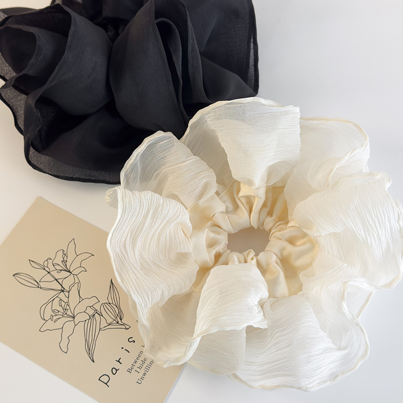 レーススクランチー