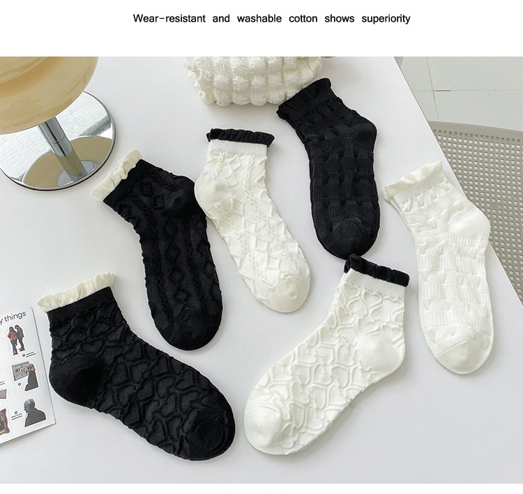 Meias de Renda com Babados