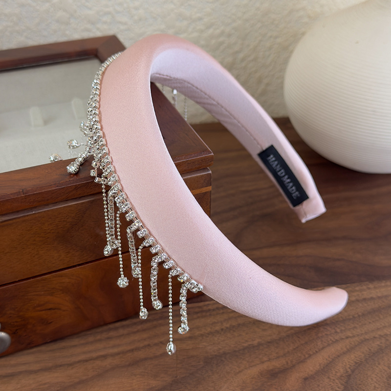 Κορδέλα Μαλλιών με Φούντες