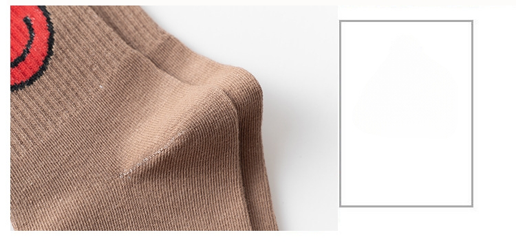 Meias Mid-Calf com Carinhas Sorridentes