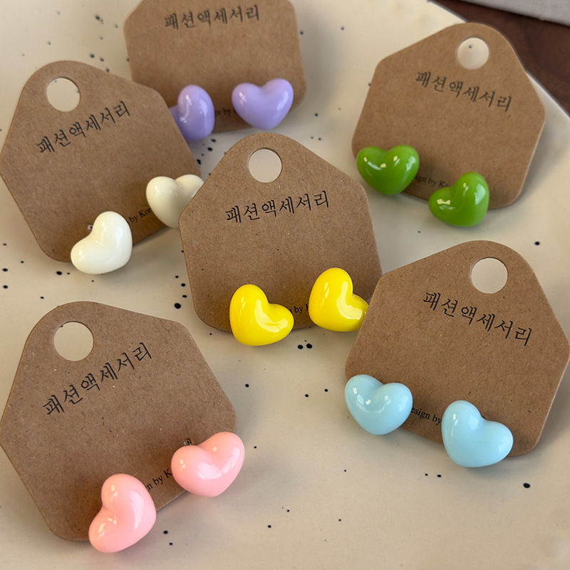 하트 모양 귀걸이