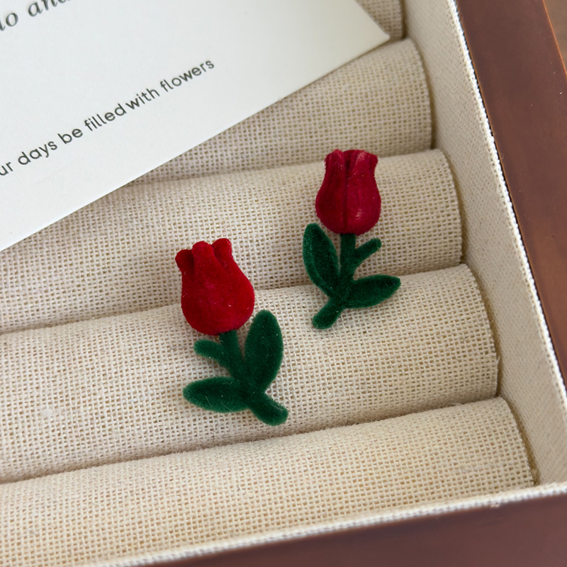 Tulip Earrings