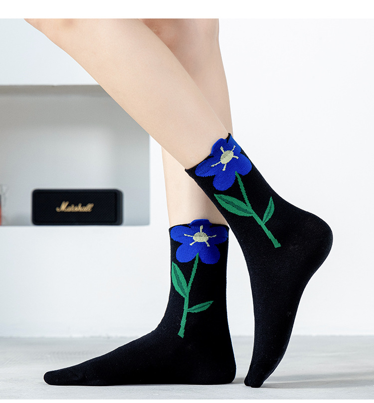 ถุงเท้ายาวครึ่งน่องผ้าฝ้ายลายดอกไม้สำหรับผู้หญิง