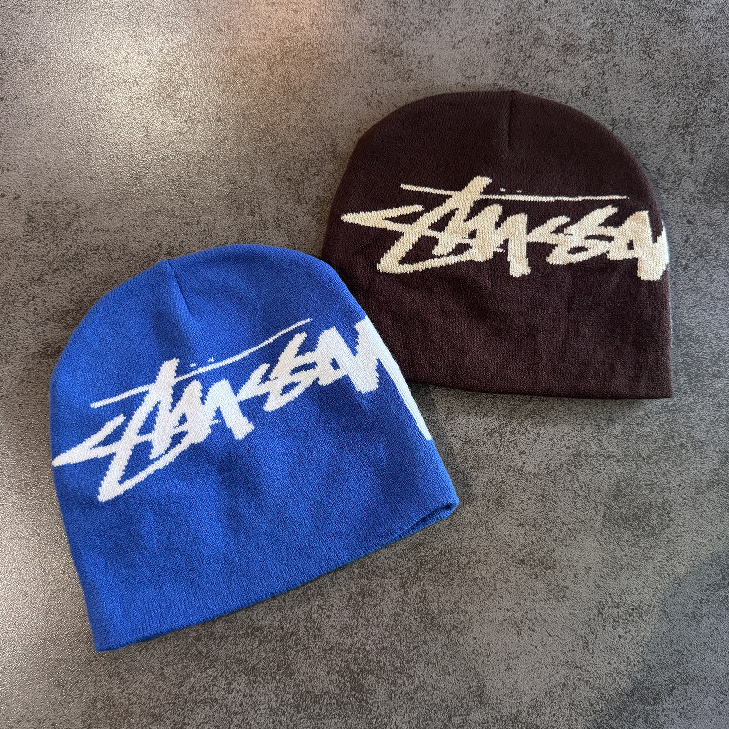 Minimalistische Strickmütze