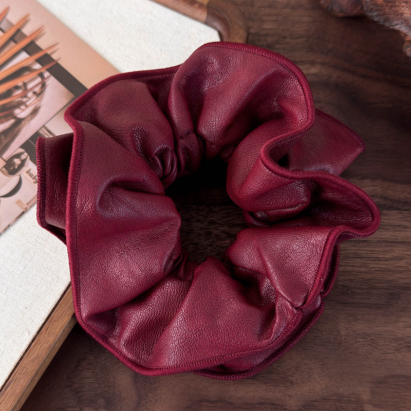 Röd Läder Dubbelskikts Scrunchie