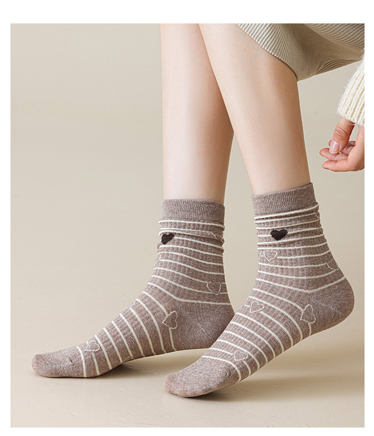 Meias de Corações Listrados para Mulheres