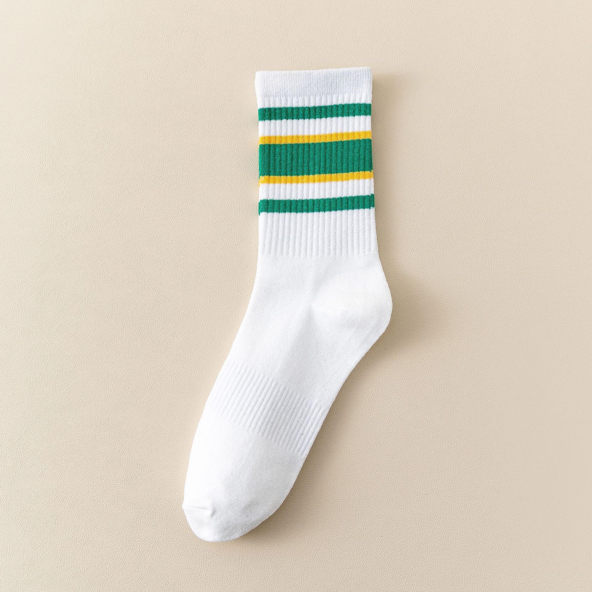 Podkolenky s duhovými pruhy