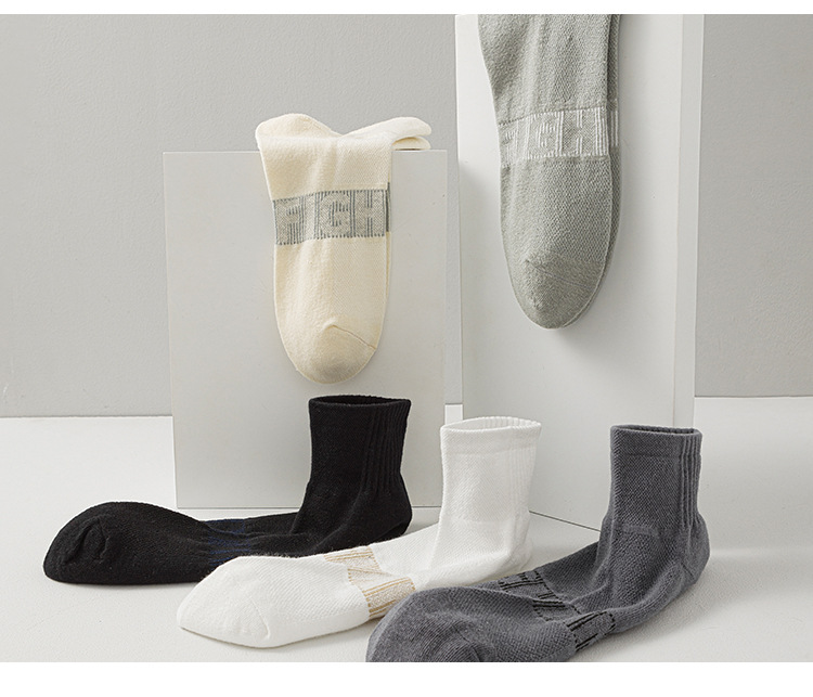 Kaus Kaki No-Show Pria Katun