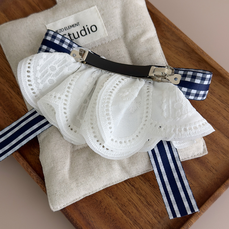 Agrafă de păr în carouri cu fundă