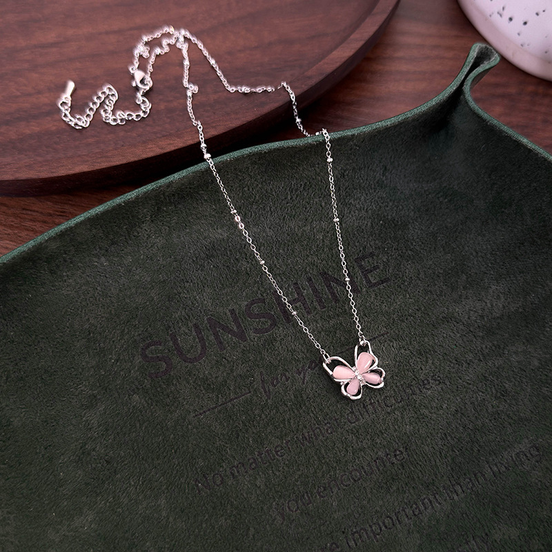 Pembe Kelebek İnci Çift Katmanlı Choker Kolye