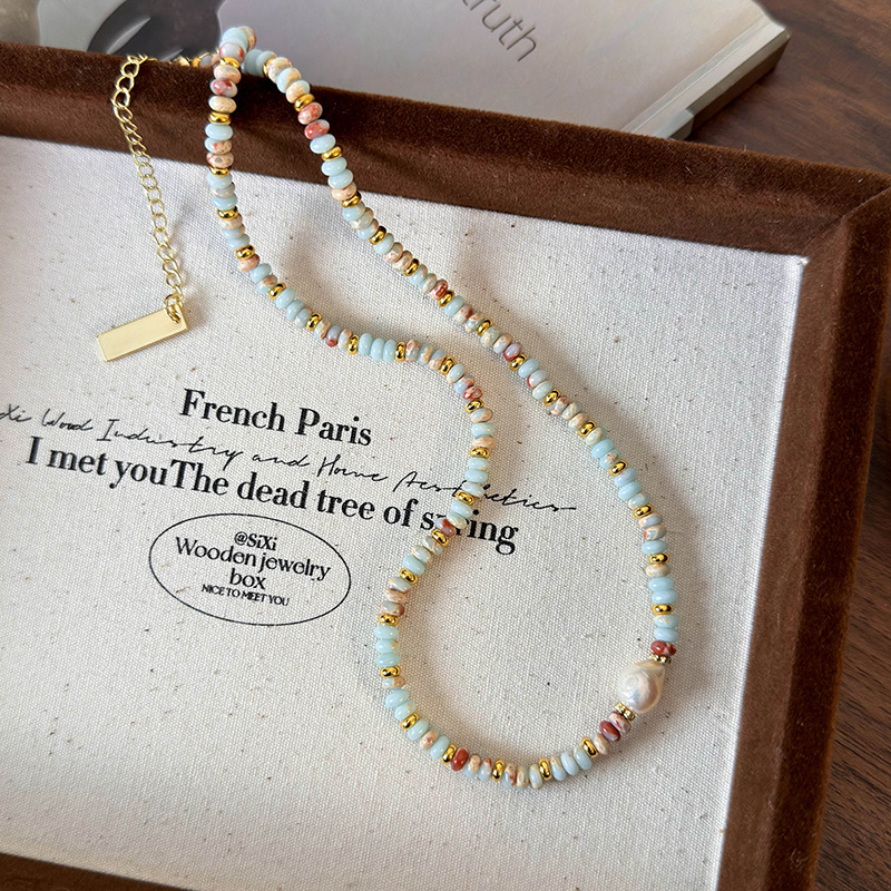 Collier de Perles et Perles