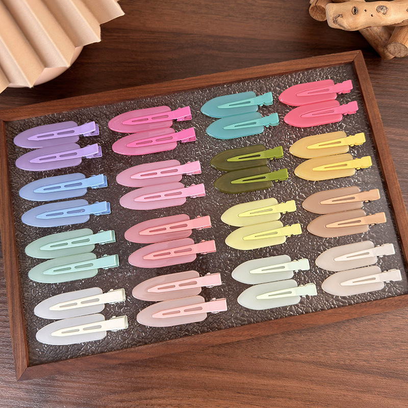 Barrettes Bec de Canard Couleur Gel Mat