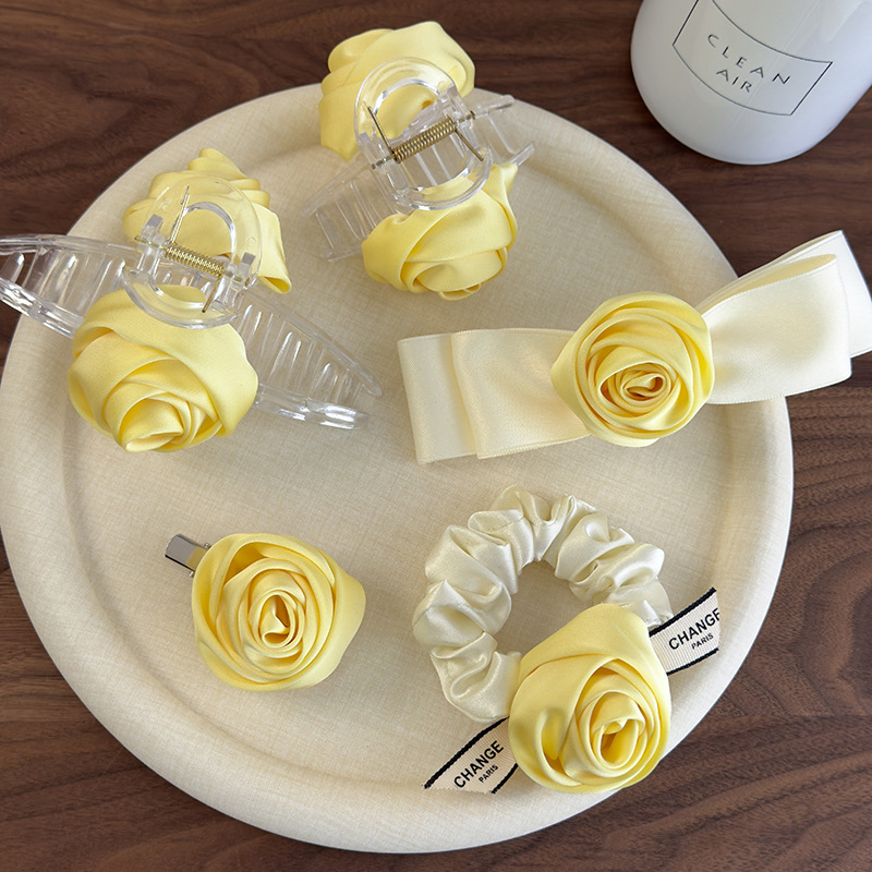 Pinza para el Cabello de Rosa Amarilla 3D