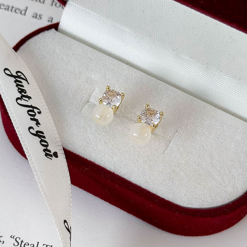 Orecchini con Perle di Giada e Diamanti