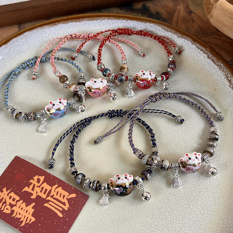 Браслет із дзвіночком Кота Удачі