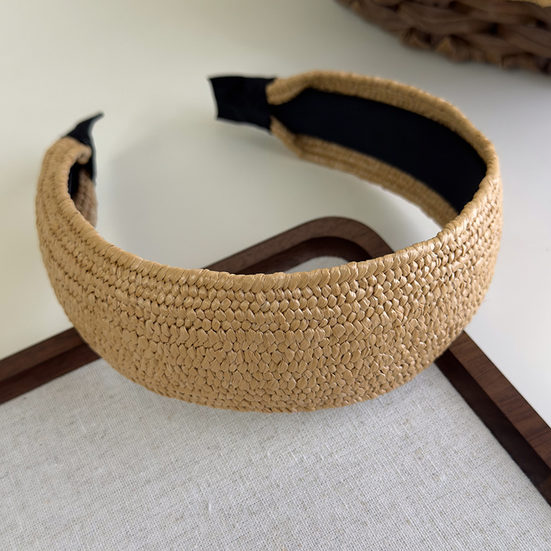 Diadema de Paja de Ala Ancha