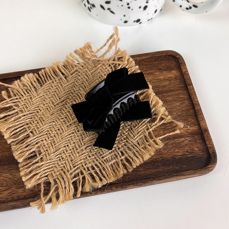 Zwarte Fluweel Strik Haarclip