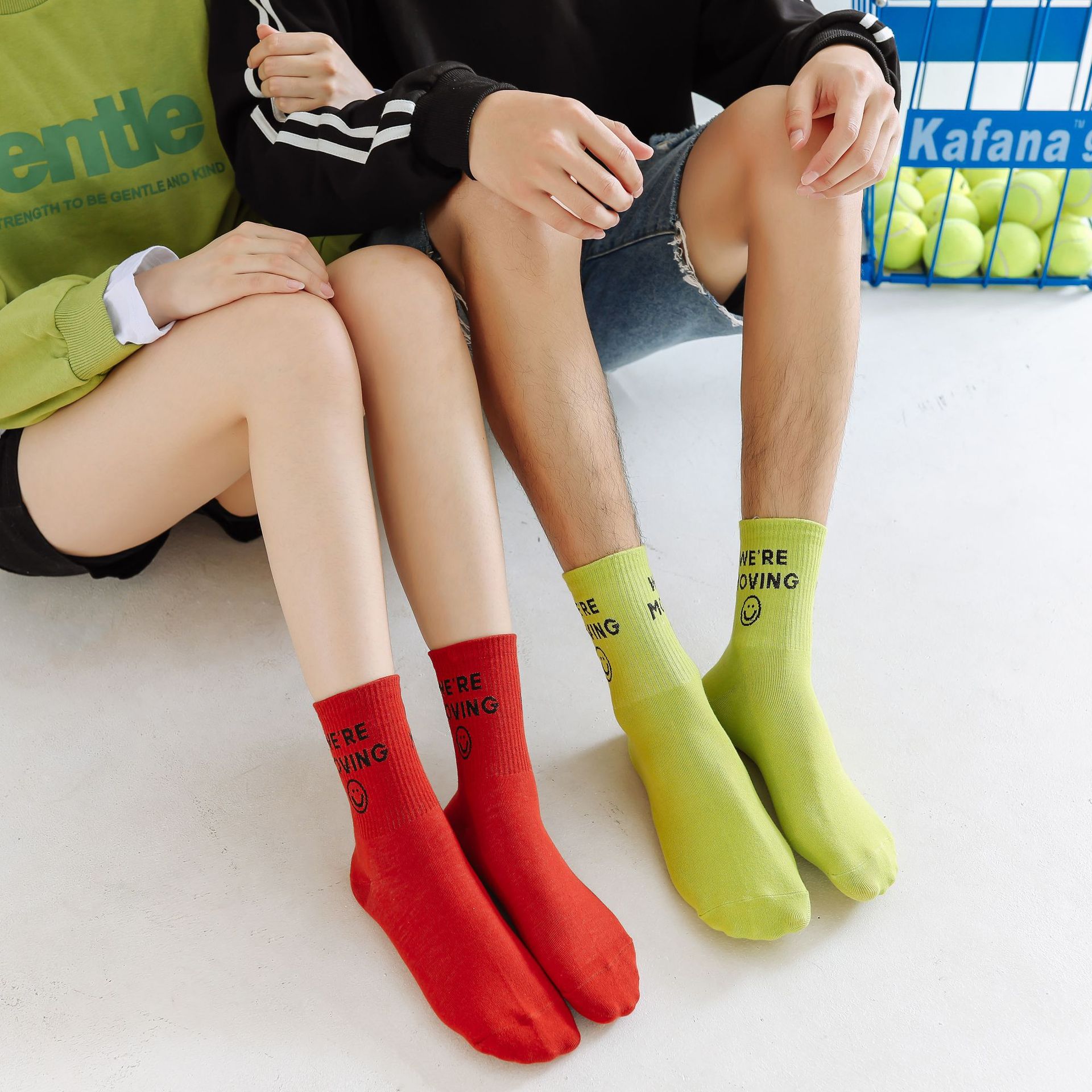 Meias Mid-Calf Carinhas Sorridentes