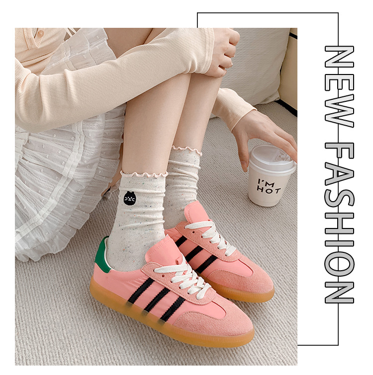 Vyšívané medvědí podkolenky