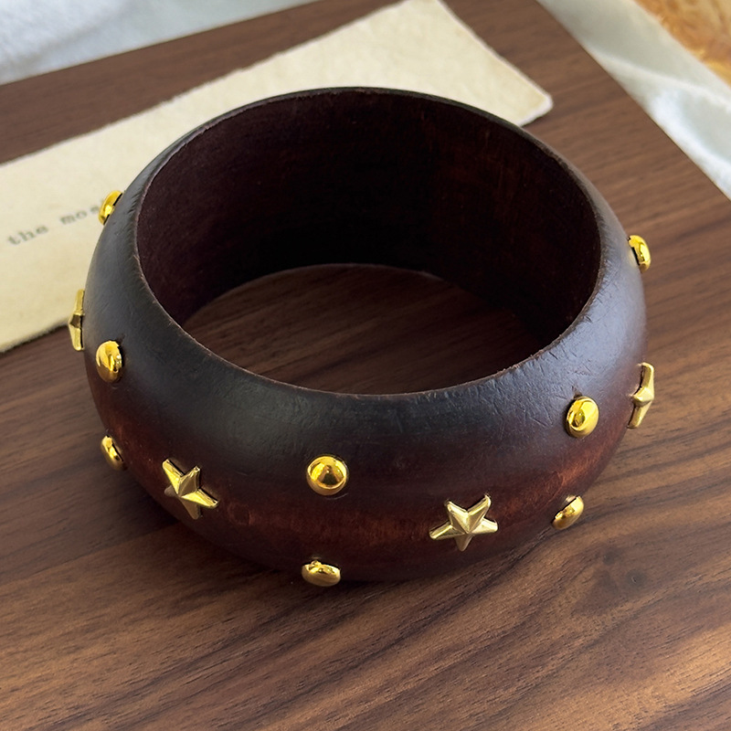 Geometriskt Träarmband med Stjärnmotiv