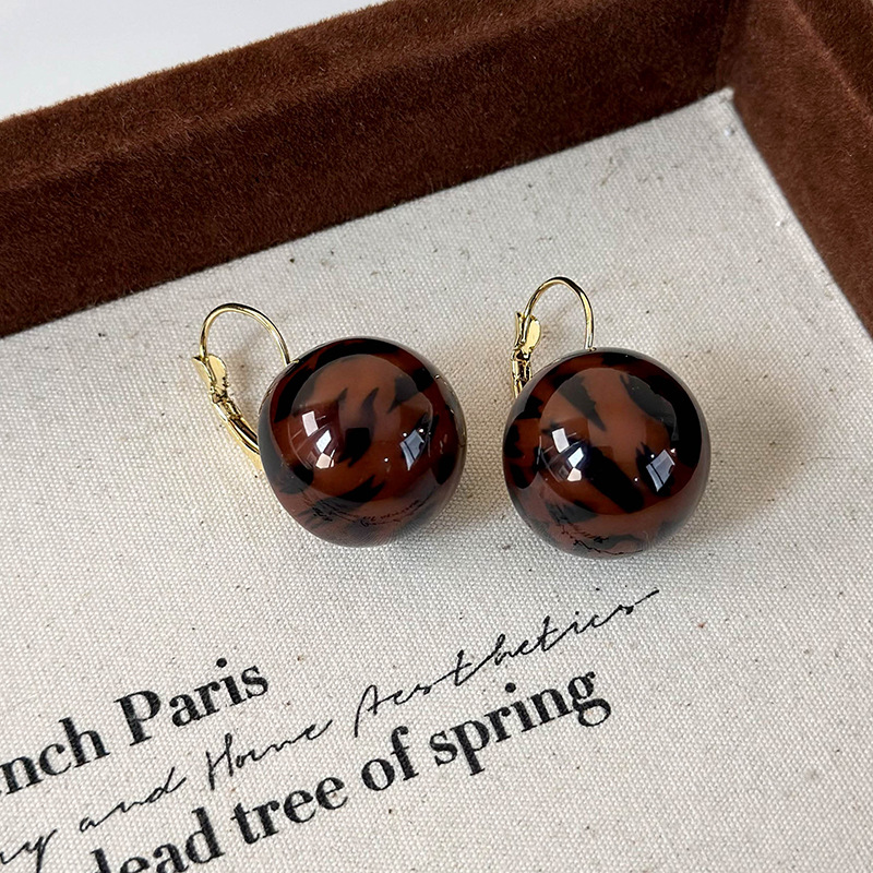 Сережки-кульки з леопардовим принтом