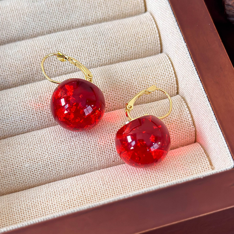 레진 골드 포일 라운드 볼 귀걸이