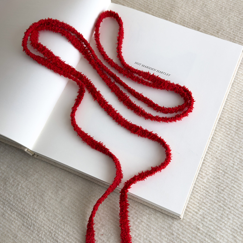 Kalung Choker Benang Fluffy