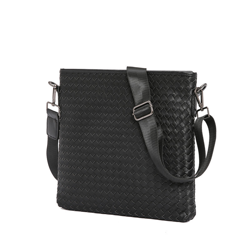 남성 핸드웨븐 크로스바디 백