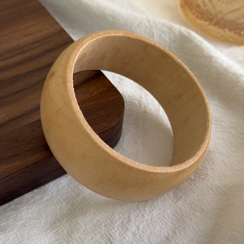 Geometriskt Träarmband med Stjärnmotiv