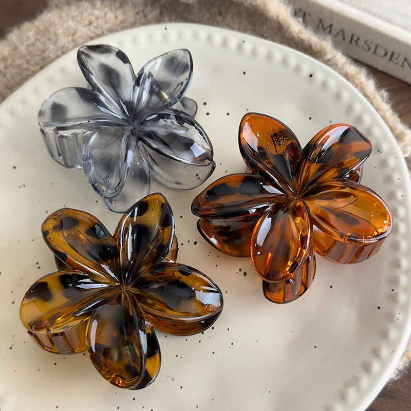 Leopardenprint Haarklammer Frangipani