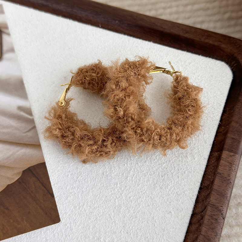 Серьги-пусеты Круг из Плюша