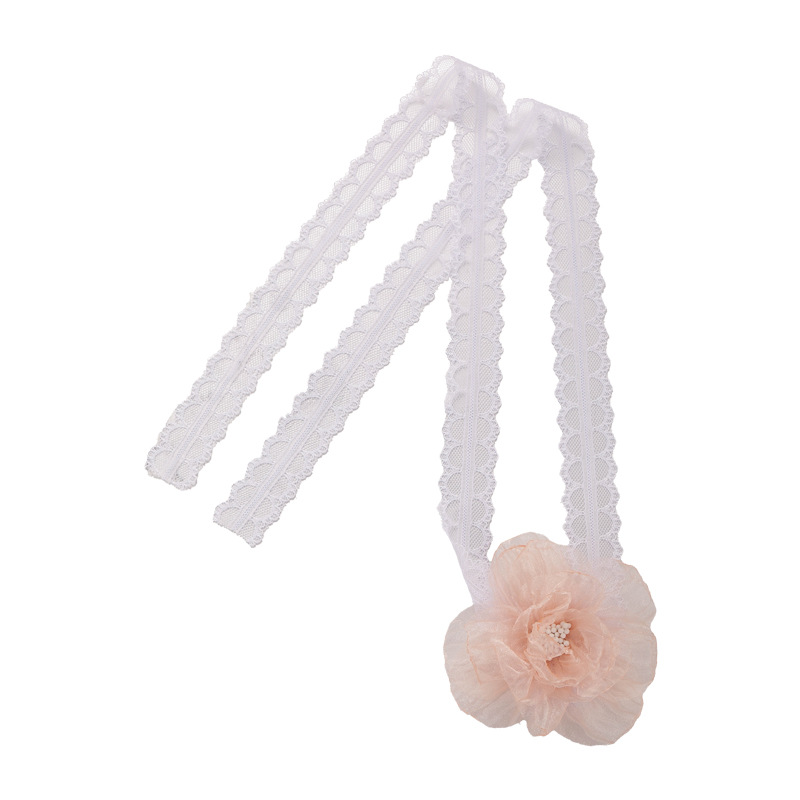 Кораловий Намисто з Квітковою Мереживною Стрічкою