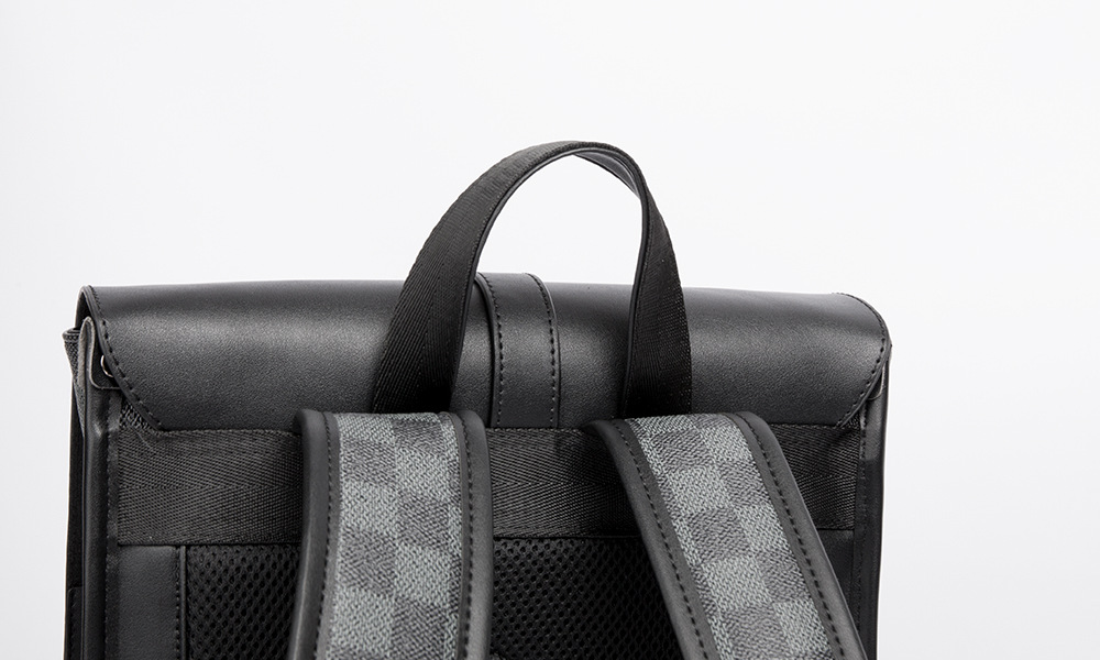 メンズチェックバックパック