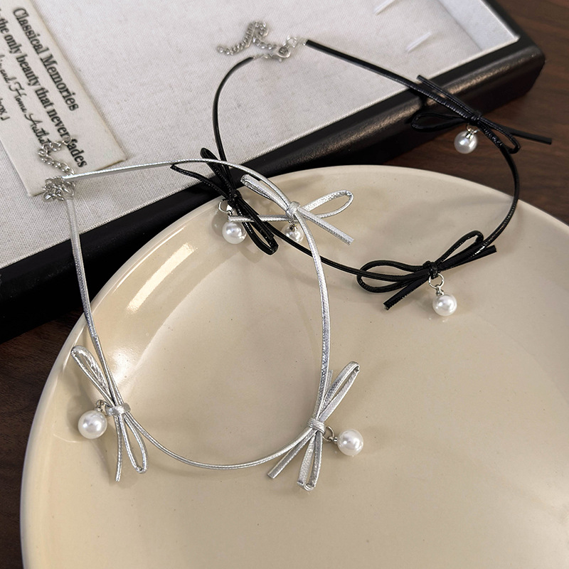 Шкіряний Намисто-чокер з Перлиною