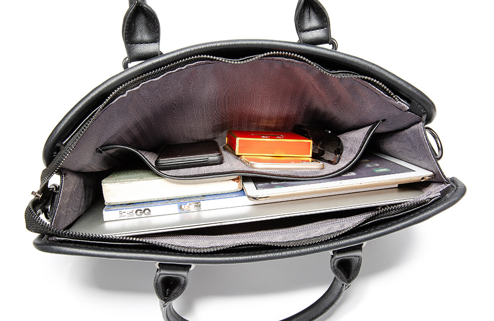 حقيبة رجال منسوجة