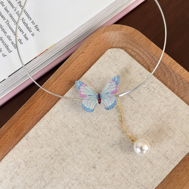 Colar Borboleta Arco-íris