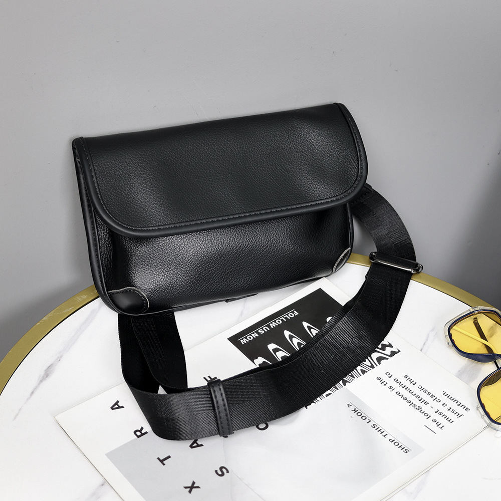 Męska Saszetka Na Klatkę Mała Kwadratowa Skóra PU Czarna