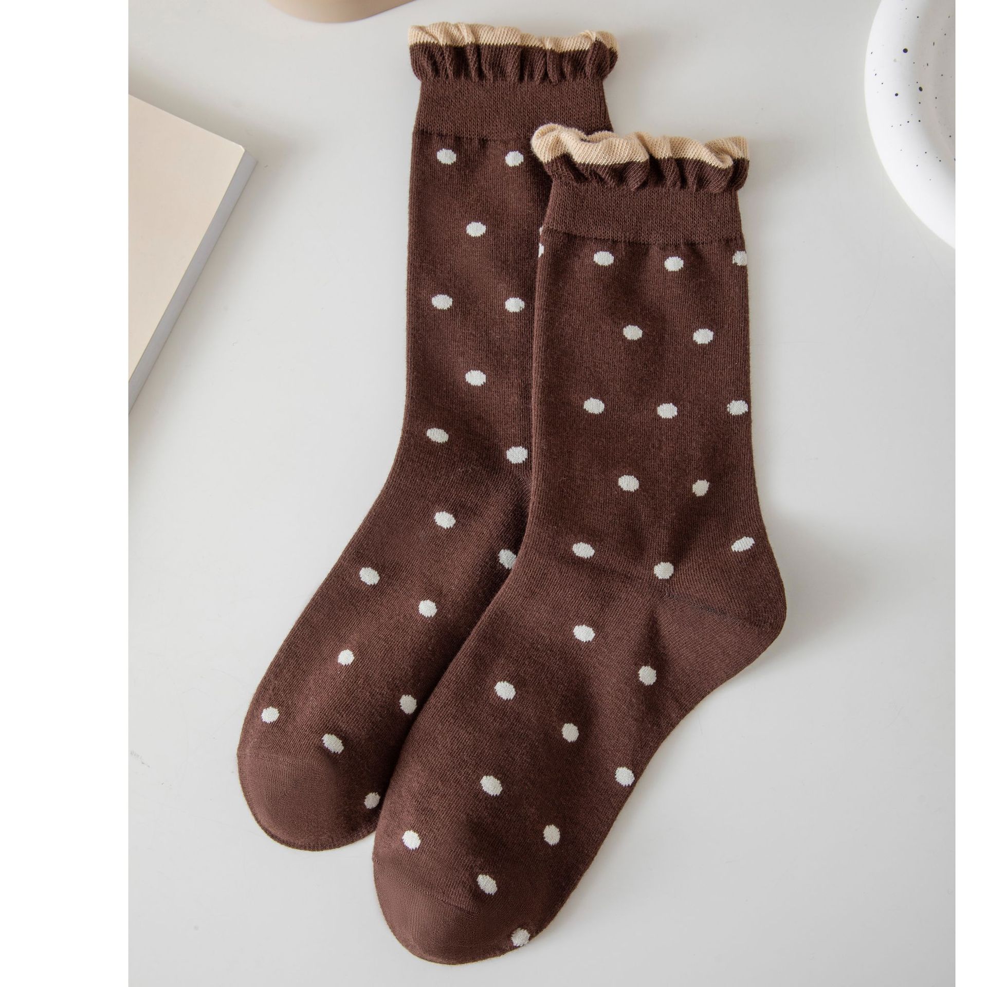 Meias Femininas de Xadrez e Bolinhas