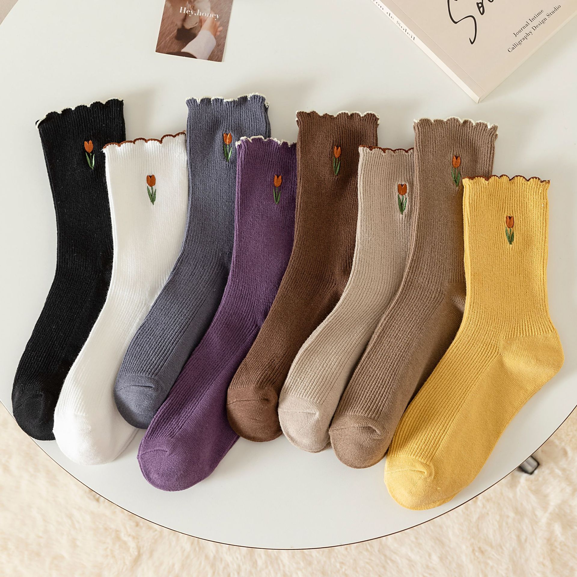 Meias Femininas de Cano Médio