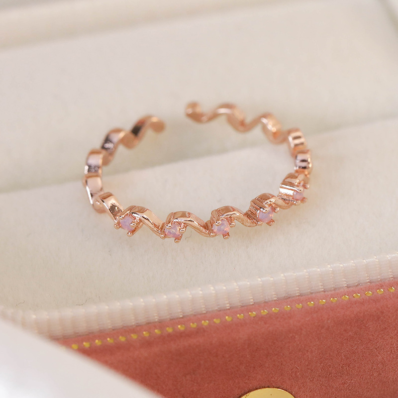 Geometric Adjustable Ring