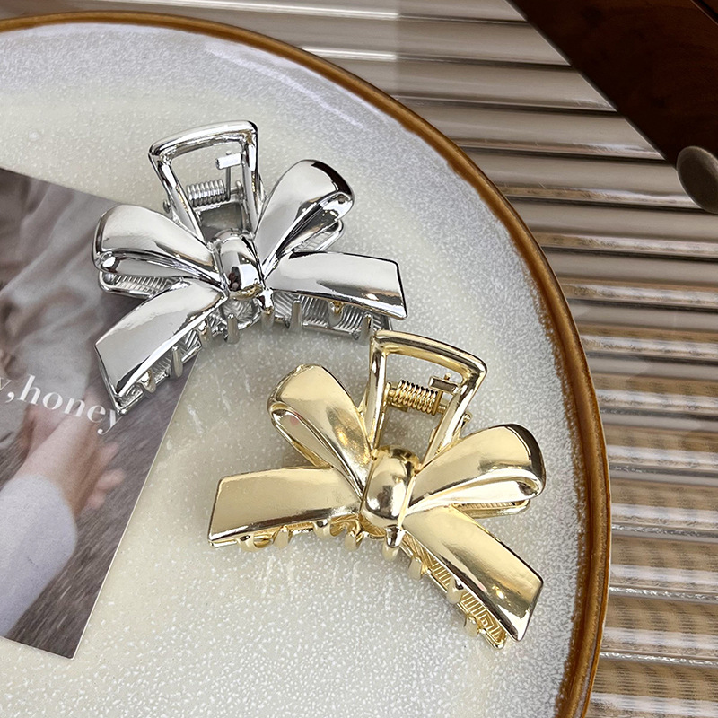 Metalowa Spinka do Włosów z Kokardą